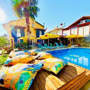 Lena Boutique Fethiye