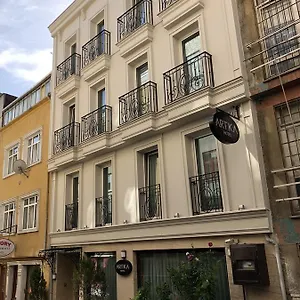 Otel Artika